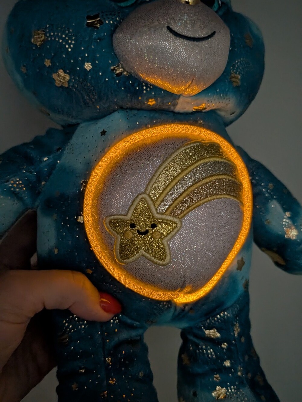 Care Bears Collector Edition Wish Bear, Gold Stars, Glowing Belly - Picture 14 of 14
